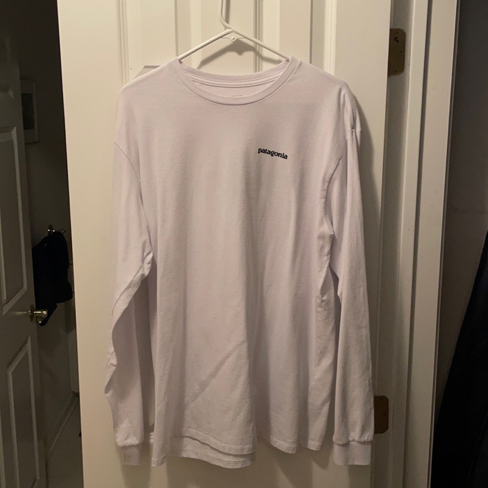 Patagonia Long Sleevd Tee White Size M Lightly Worn, Very Good Condition